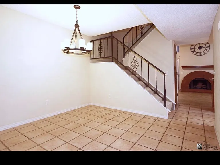 2155 S 14th Ave #38 — Photo 2