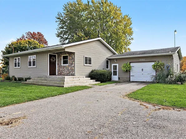 9595 Thompson Rd, Lake Odessa, MI 48849