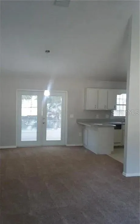 Building Photo - 14070 SW 17th Pl