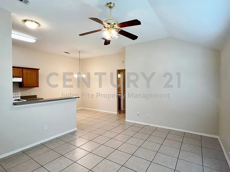 7811 Novella Dr — Photo 2