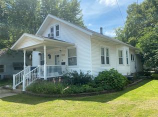 516 E Oak St, Greenville, IL