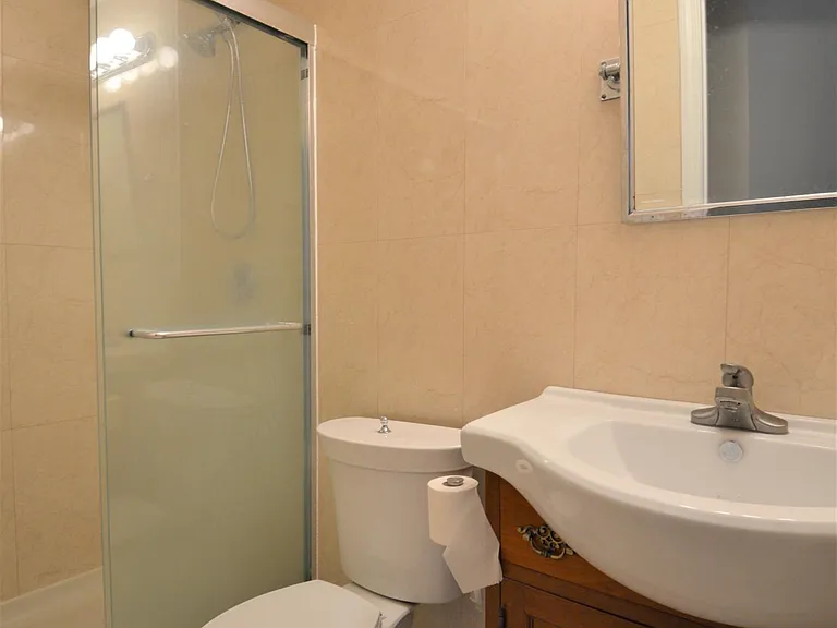 191 Winthrop Rd #5 — Photo 14
