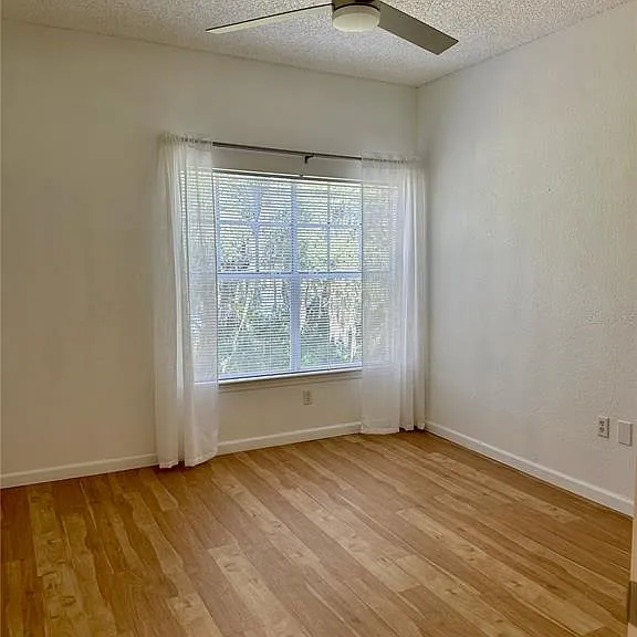 624 Arbor Lakes Cir #624 — Photo 22