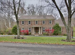 1508 Northwind Rd, Indian Hills, KY 40207