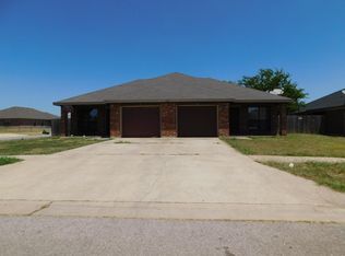 1601 Nicholas Cir APT B, Killeen, TX 76542