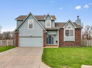 7201 E Brookview Cir, Wichita, KS 67226