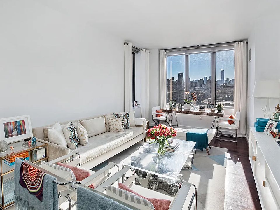 1st image of 101 W 24th St APT 11C