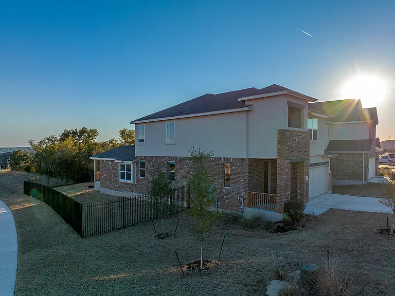 8200 Prairie Rye Dr — Photo 4