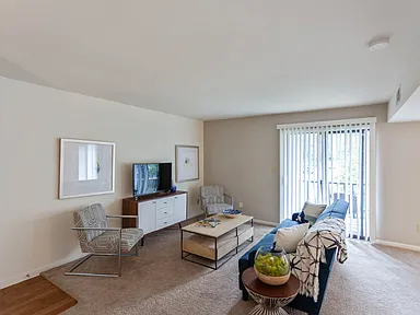 Clubhouse & Amenities