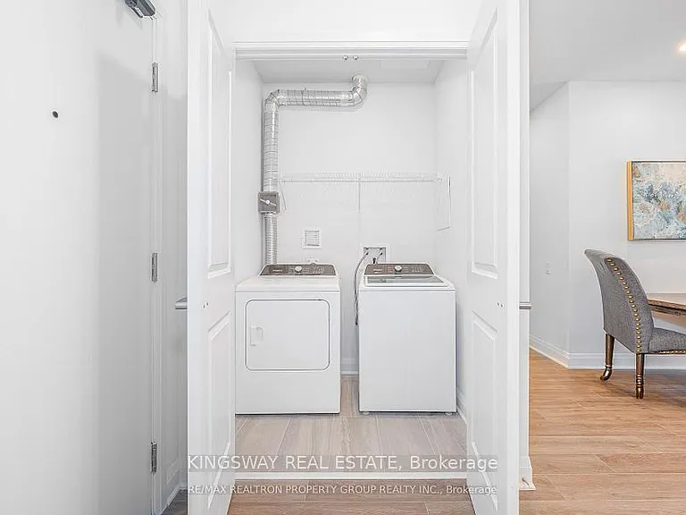 99 Louisa St S #218 — Photo 21