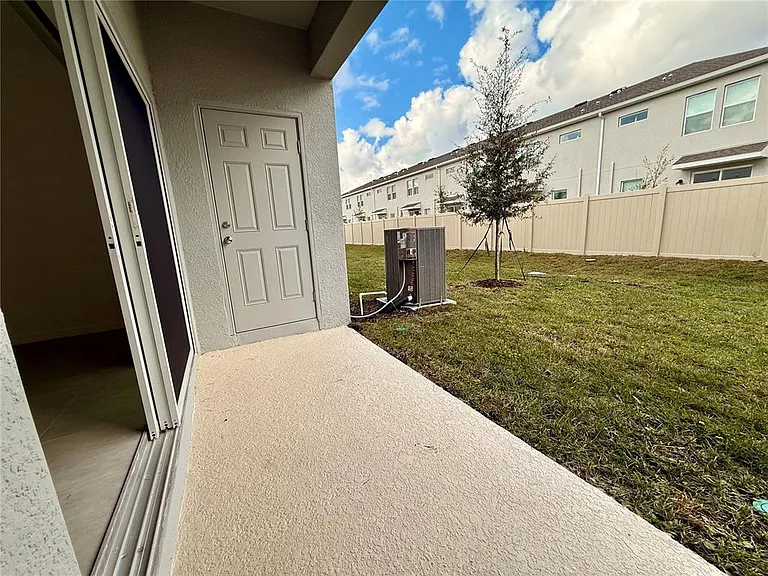 2996 Skyline Loop — Photo 7