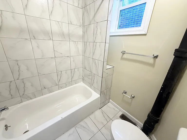 7275 Saybrook Ave — Photo 23