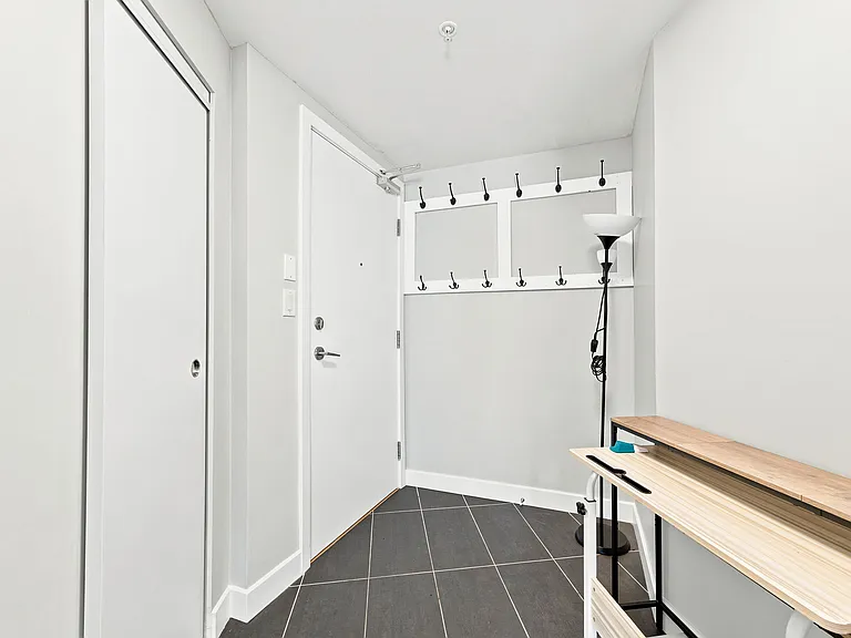 175 W 2nd St #307 — Photo 11