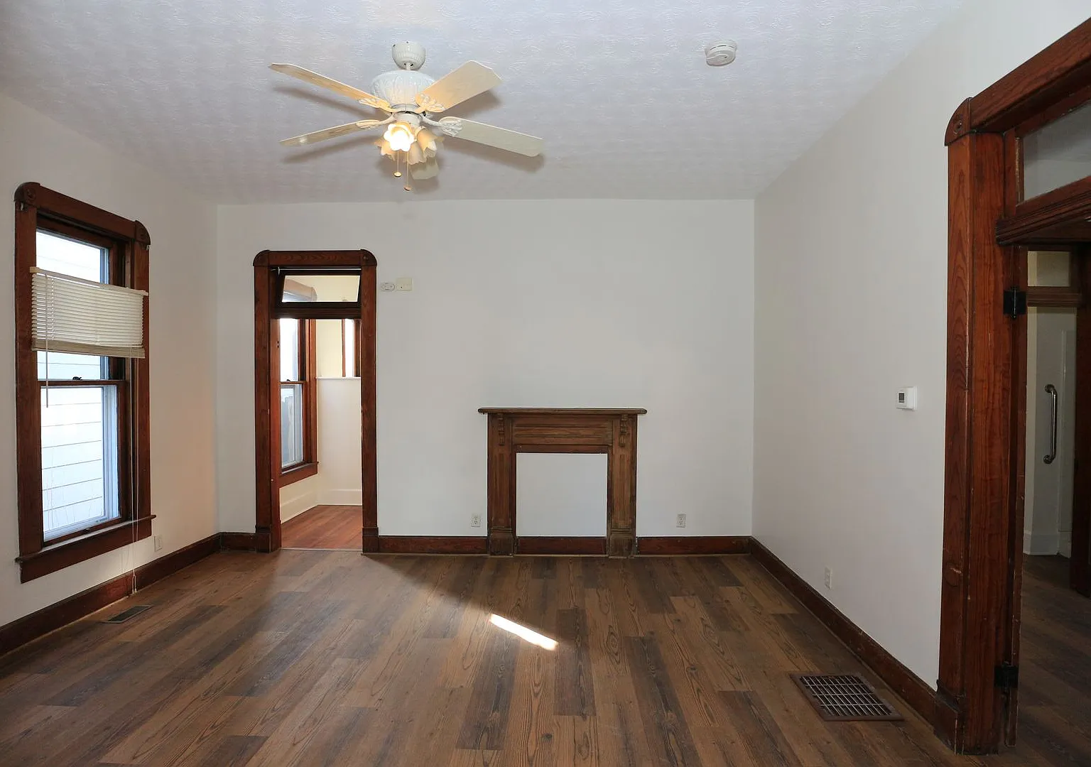 3 Bedroom Bates-Hendricks Home! — Photo 3