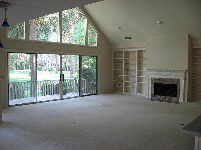Walls of windows to bring the outside in