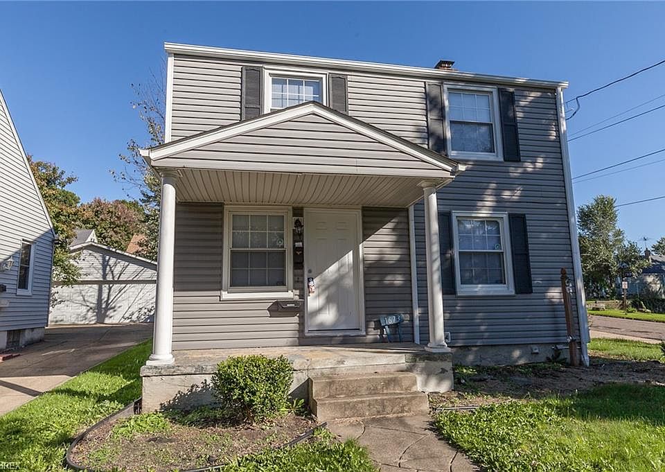 1st image of 1673 Oakwood Ave