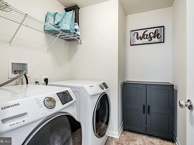 733 Sun Valley Ct — Photo 22