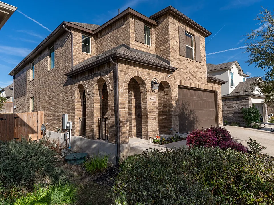 8009 Prairie Rye Dr