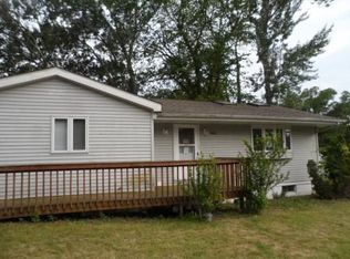 8005 Wonder View Dr, Wonder Lake, IL 60097