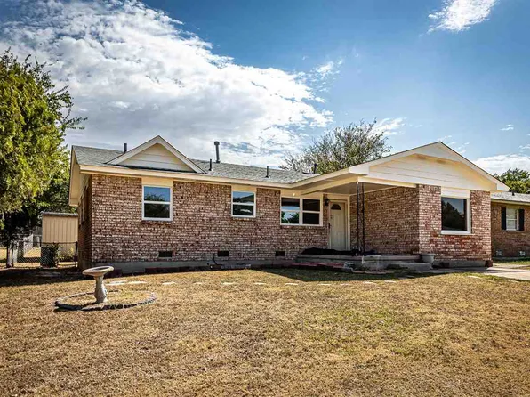 340 NW 62nd St, Lawton, OK 73505