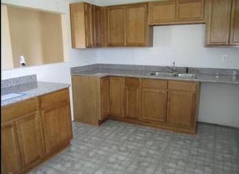 2nd image of 5857 Saint John Ave