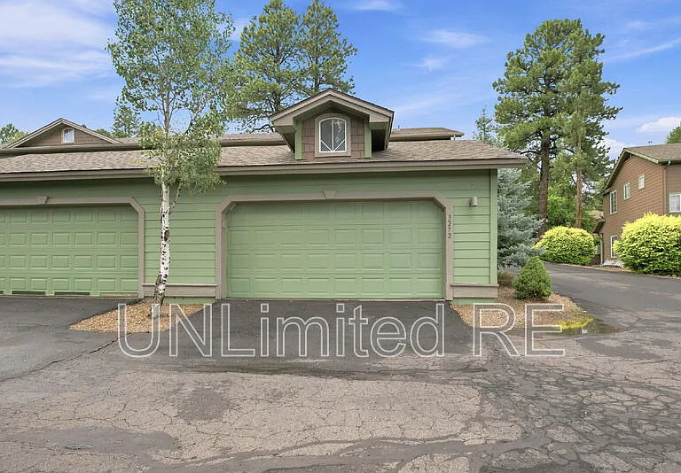 3272 S Litzler Dr — Photo 3