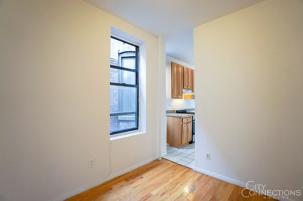 Rented by City Connections Realty | media 23