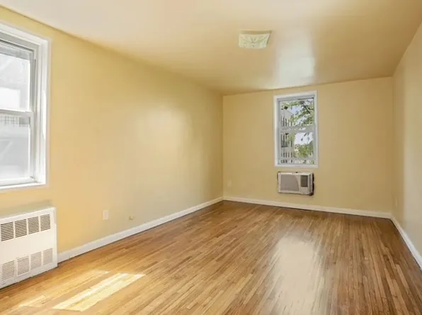 3215 Olinville Avenue 4C image 4 of 4