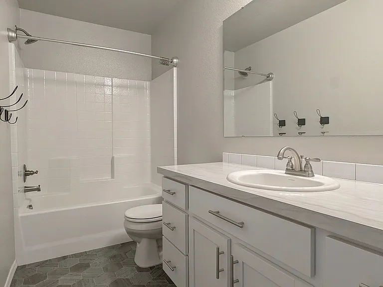 6825 S Allegiance Ave — Photo 28