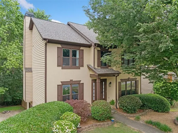 404 Pine Grove Way, Woodstock, GA 30189