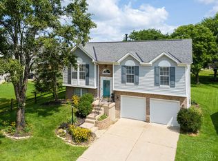 556 Laurel Grove Ct, Cincinnati, OH 45244