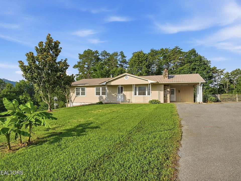 1st image of 315 Brandon Hollow Ln