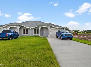 610 Alabama Rd S, Lehigh Acres, FL 33974
