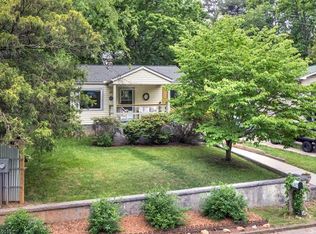 27 McDade St, Asheville, NC 28806