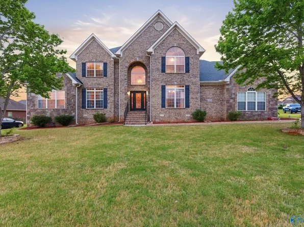 458 Natures Way SW, Huntsville, AL 35824