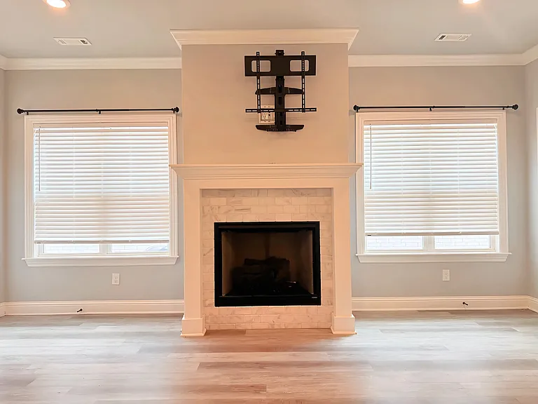 2310 SW Poppy St — Photo 6