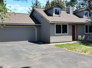 1948 NE Wells Acres Rd, Bend, OR 97701