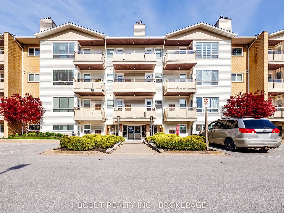 1st image of 78 Roehampton Ave #313