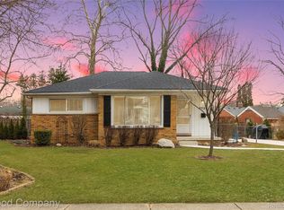 2728 Galpin Ave, Royal Oak, MI 48073