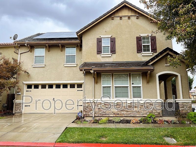 1st image of 17217 S Canyon Gate Ln