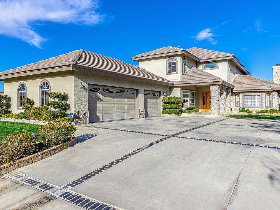 1st image of 41512 Manzanita Dr