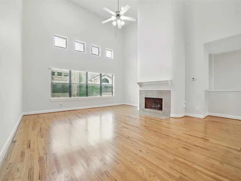 650 Westcross St #44 — Photo 14