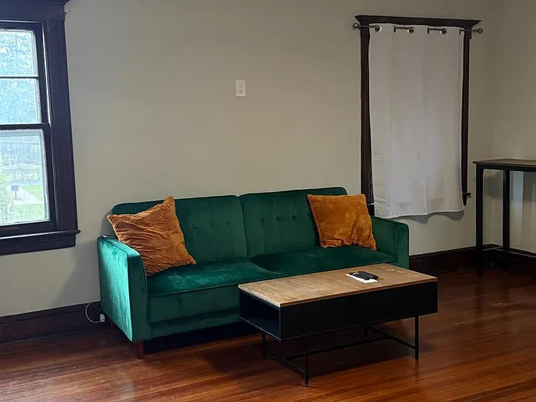 25 Mountain Ave — Photo 9