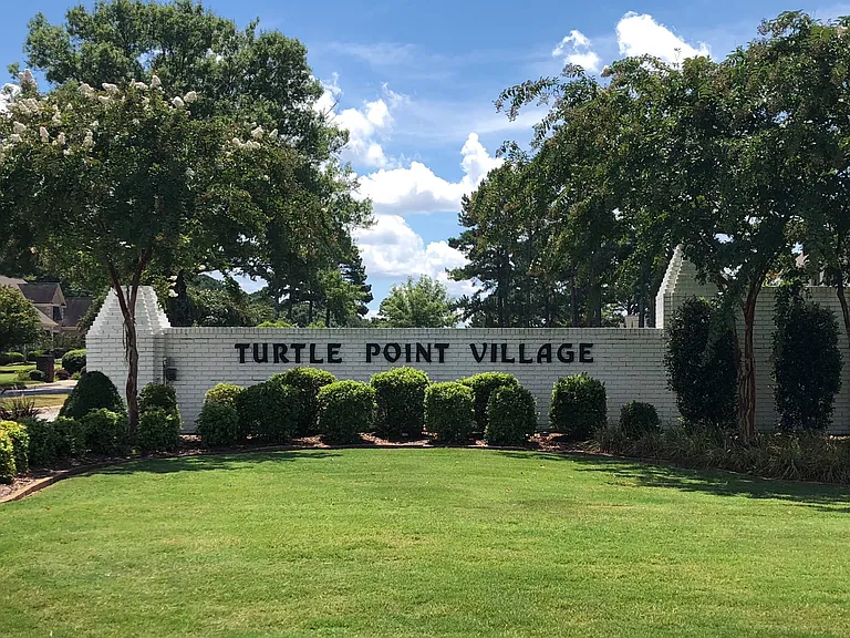 Country Club Dr — Photo 7