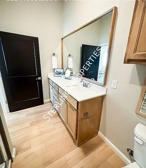 222 McCullough St #228 — Photo 54