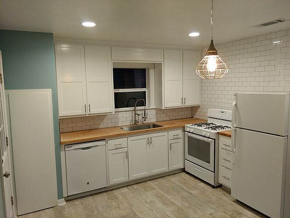 4th image of 1605 N Kings Hwy