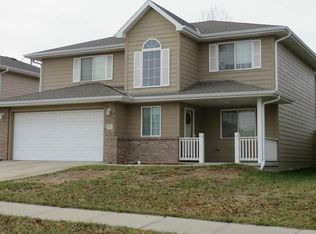 2722 S 16th St, Council Bluffs, IA 51501