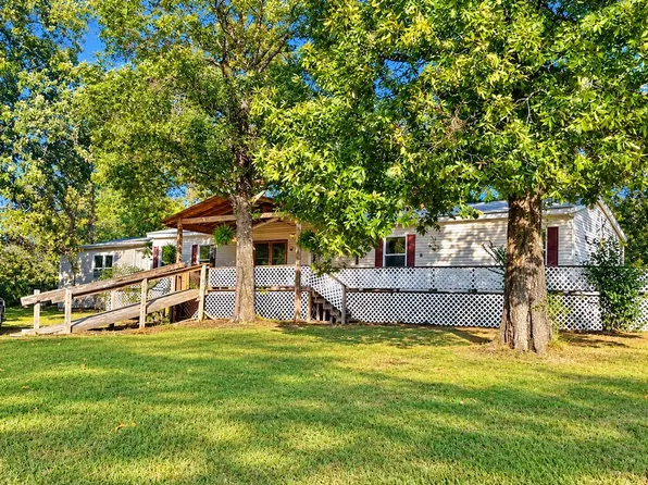 725 Winston Rd, Adamsville, TN 38310