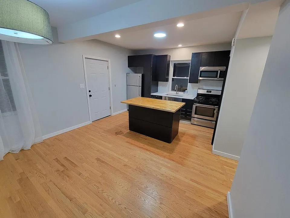 Kitchen/cooking area