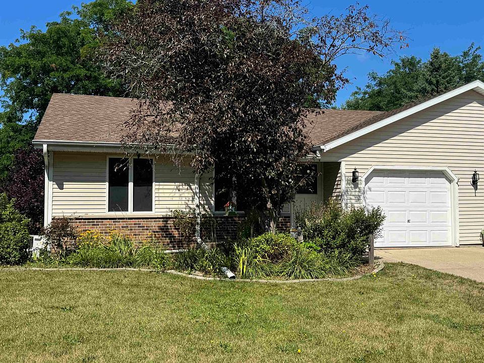 1st image of 965 N Wuthering Hills Dr #A